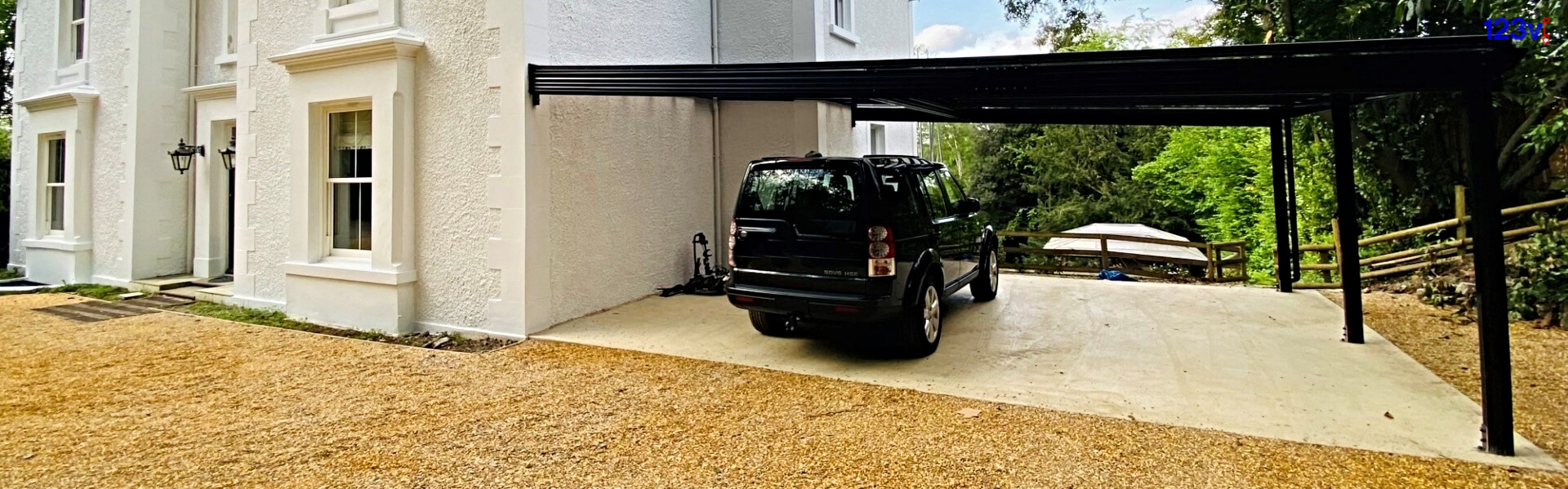 123v Black Veranda Carport