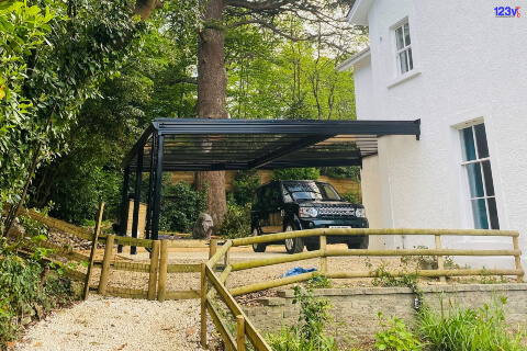 123v Black Veranda carport