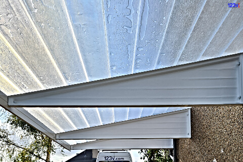 123v White Cantilever Canopies