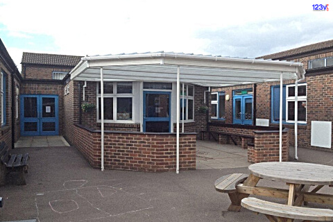 123v Canopies for Schools Crawley