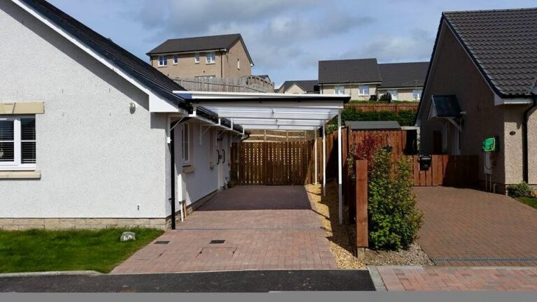 Carports in Aberdeen - Right Wing