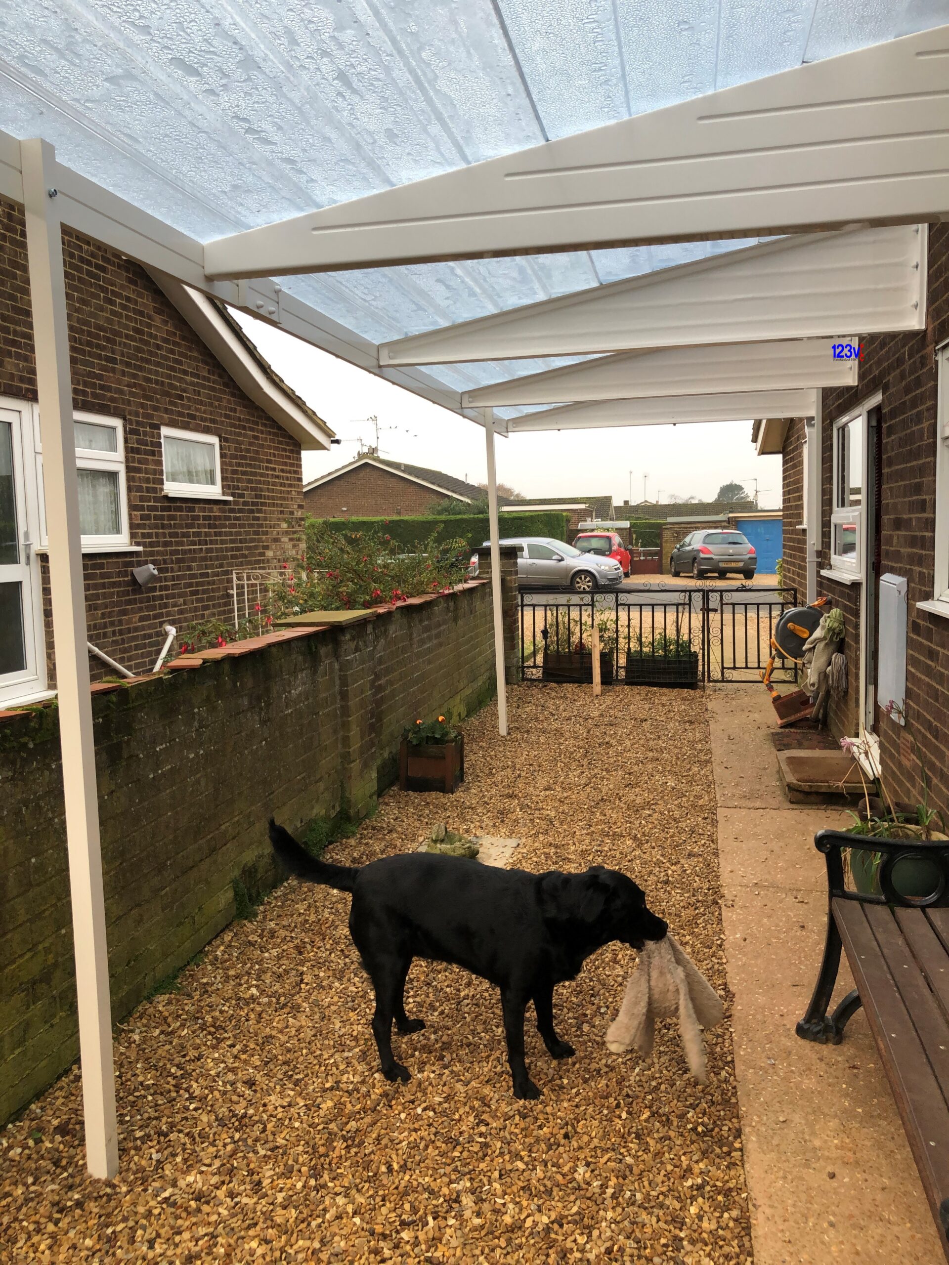 Cantilever-Canopies-fitted-123v-happy-dog