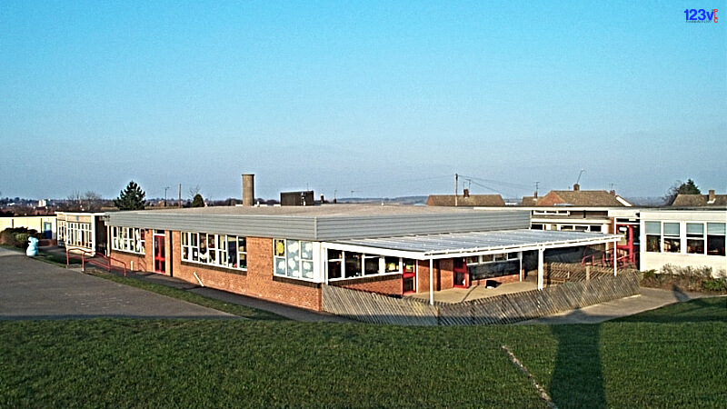 https://www.123v.co.uk/wp-content/uploads/School-Canopy-For-Play-Area-2.jpg