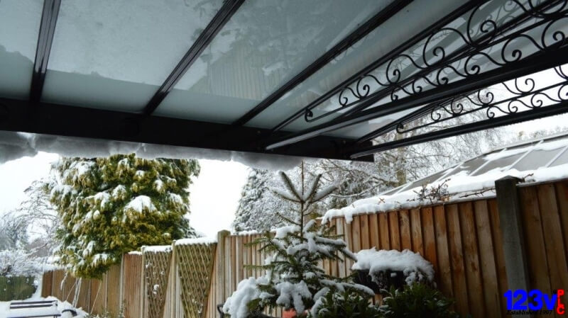 https://www.123v.co.uk/wp-content/uploads/veranda-under-snow-2.jpg
